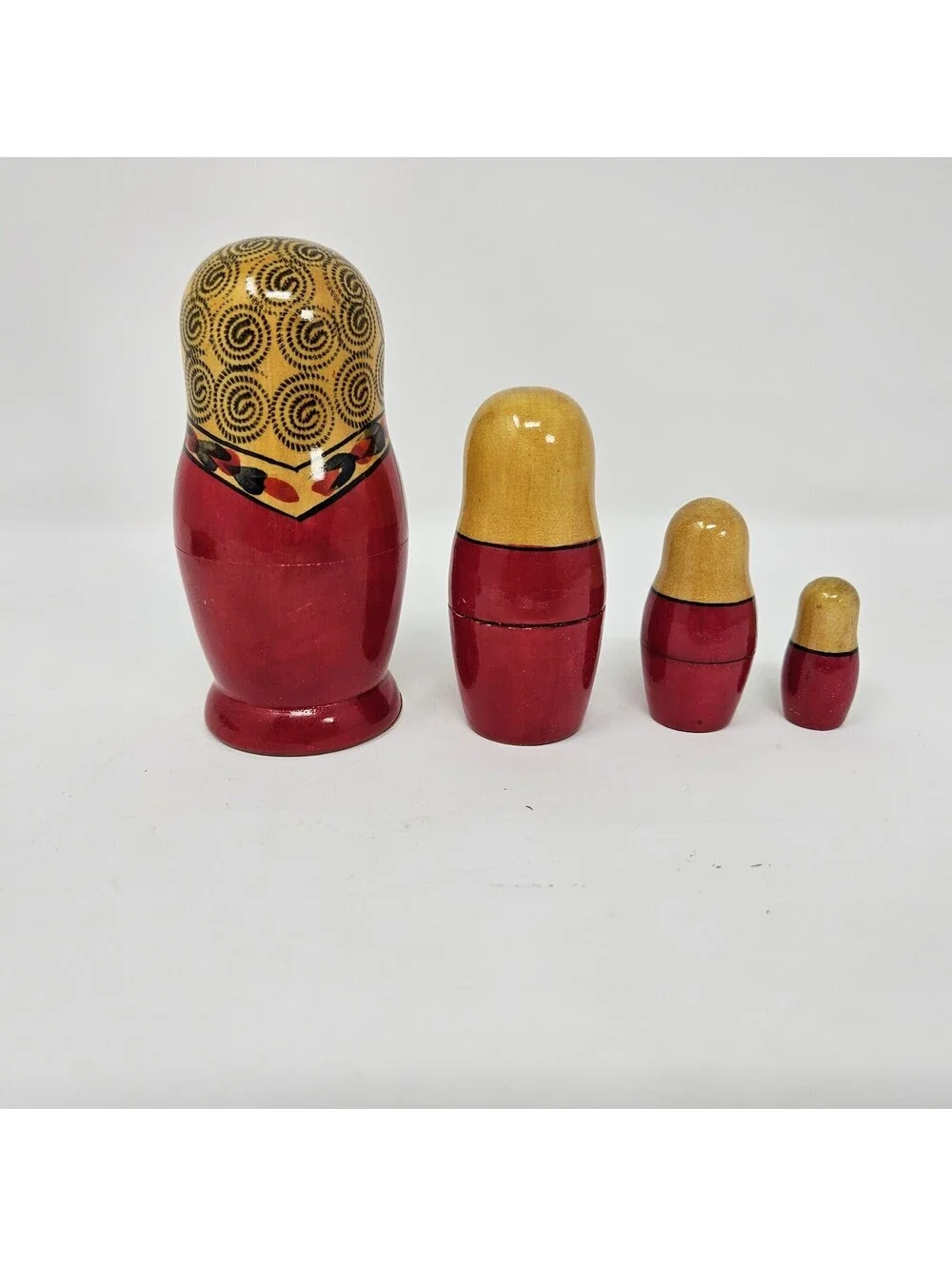 Vintage USSR Wooden Nesting Dolls Set Of 4 Matryoshka Babushka Hand Painted